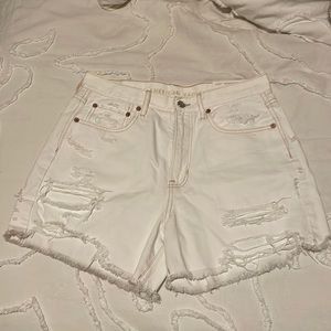 white boyfriend shorts